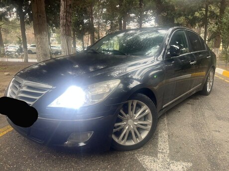 Hyundai Genesis