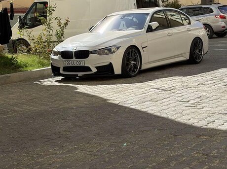 BMW 330 2015