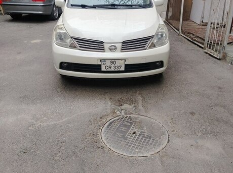 Nissan Tiida 2008