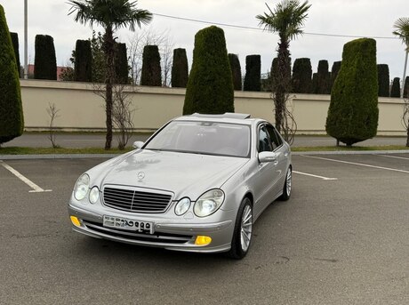 Mercedes E 220 2002