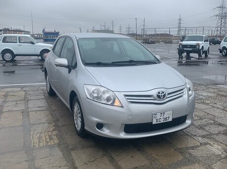 Toyota Auris 2010
