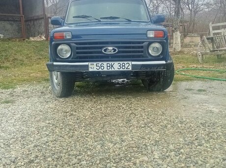 LADA (VAZ) Niva 2012