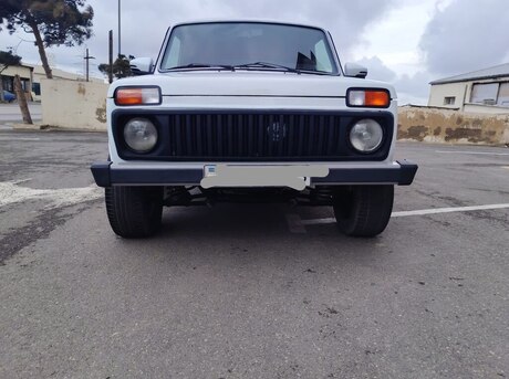 LADA (VAZ) Niva 2012