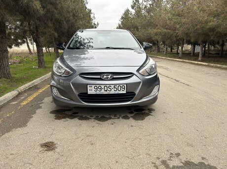 Hyundai Accent 2015
