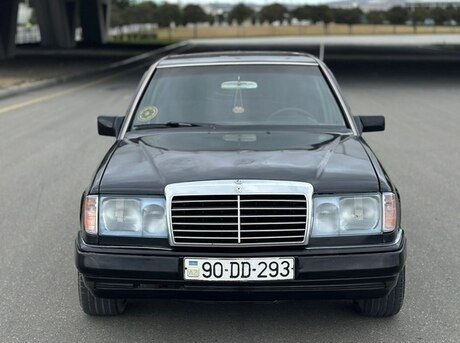 Mercedes 230 E