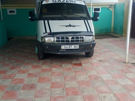 GAZ 2705 1998