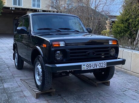LADA (VAZ) Niva