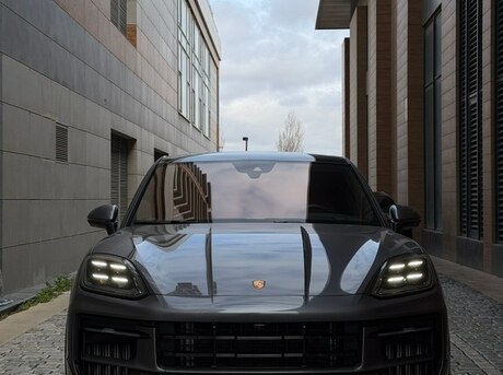 Porsche Cayenne E-hybrid Coupe