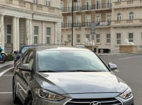Hyundai Avante 2016