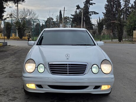 Mercedes E 240 2000