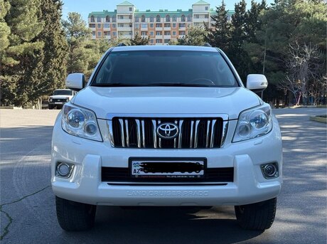 Toyota Land Cruiser Prado 2010