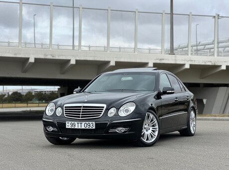 Mercedes E 220