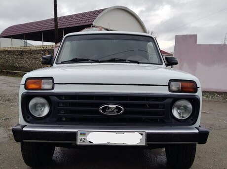 LADA (VAZ) Niva 2008