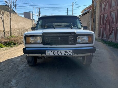LADA (VAZ) 2107 2005