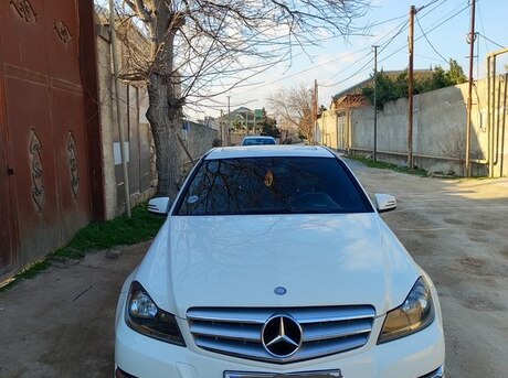 Mercedes C 300 4MATIC