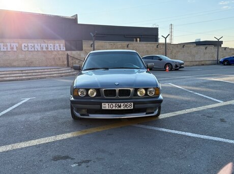 BMW 520