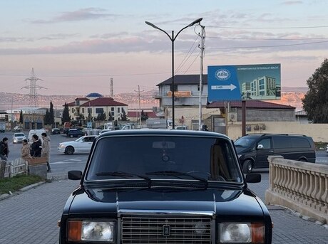 LADA (VAZ) 2107 2011