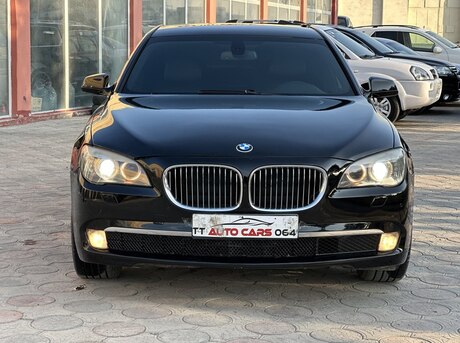 BMW 730