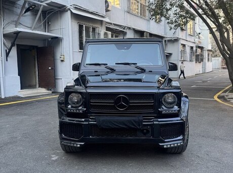 Mercedes G 500