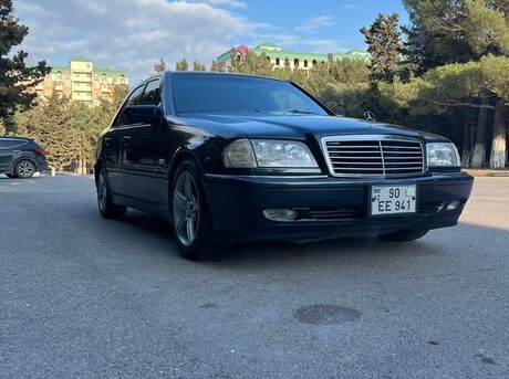 Mercedes C 280