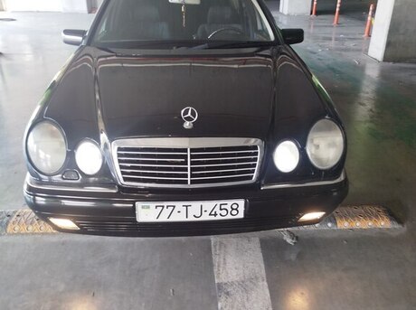 Mercedes E 240