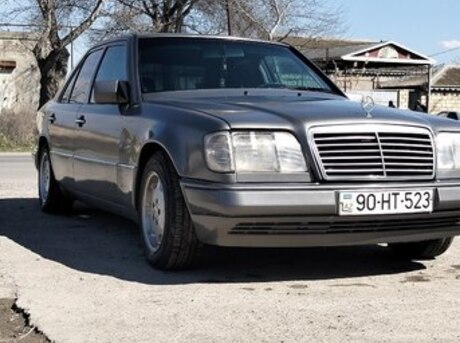 Mercedes 200 D