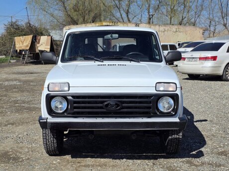 LADA (VAZ) Niva 2015