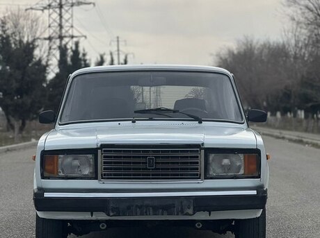 LADA (VAZ) 2107