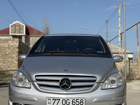 Mercedes B 200