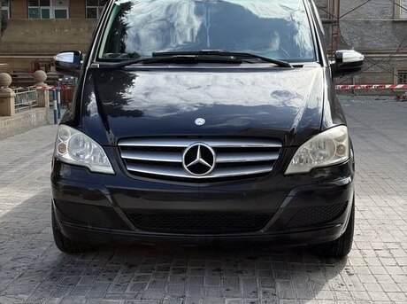 Mercedes Viano