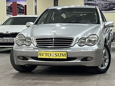 Mercedes C 240