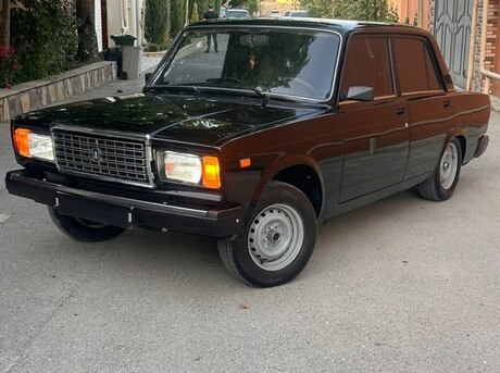 LADA (VAZ) 2107