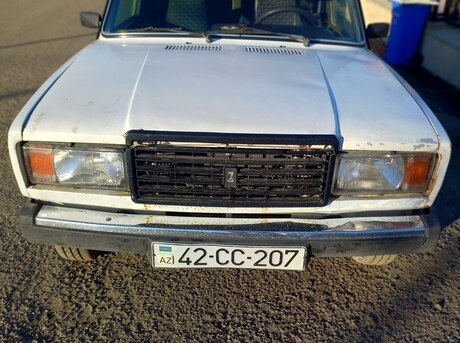LADA (VAZ) 2107