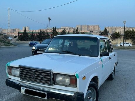 LADA (VAZ) 2107