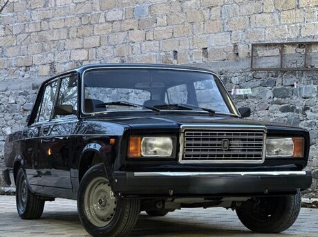 LADA (VAZ) 2107