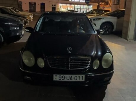 Mercedes E 320
