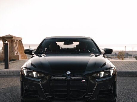 BMW M440i