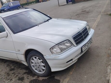 Mercedes C 220