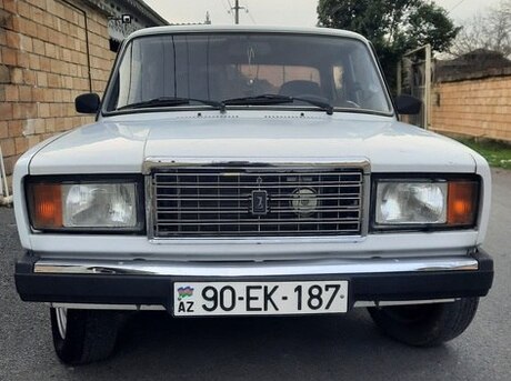 LADA (VAZ) 2107
