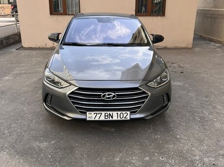 Hyundai Elantra