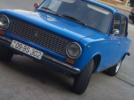 LADA (VAZ) 21011