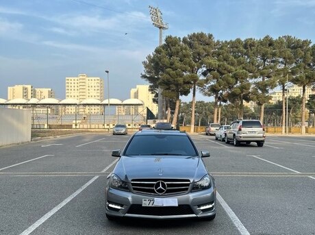 Mercedes C 250
