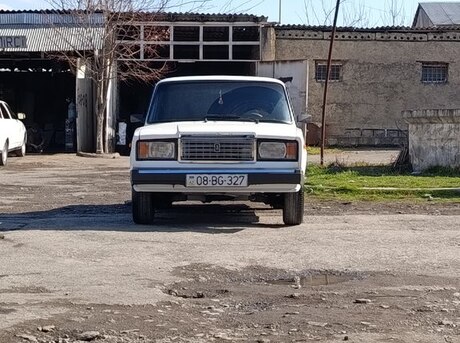 LADA (VAZ) 2107
