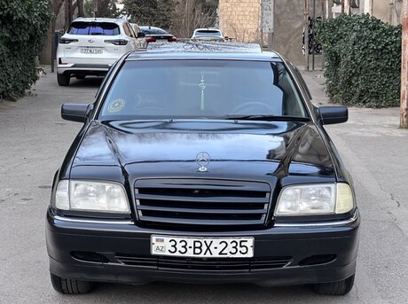 Mercedes C 180