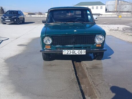 LADA (VAZ) 21011