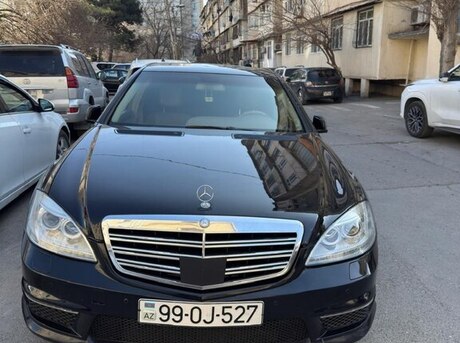 Mercedes S 500