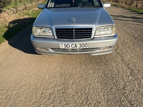Mercedes C 220