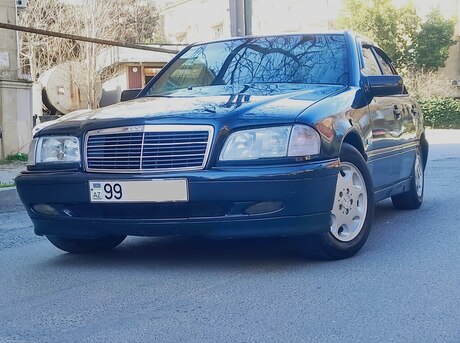 Mercedes C 220