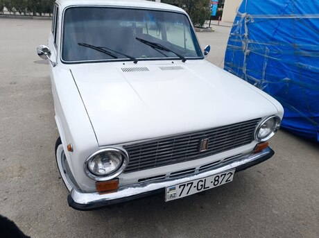 LADA (VAZ) 21011