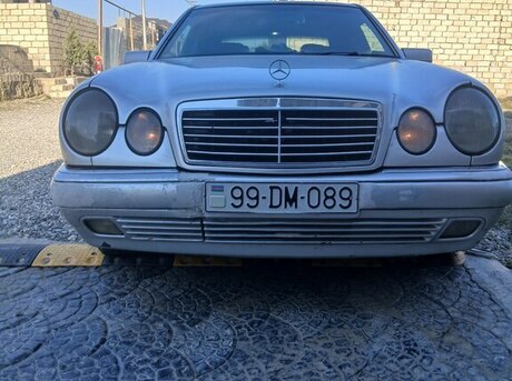 Mercedes E 280